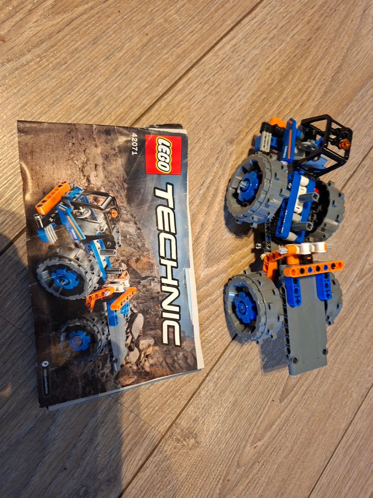Lego Technic 42071 Dozer Compactlader met instructies, Gebruikt, Lego, Compleet, Ophalen of Verzenden