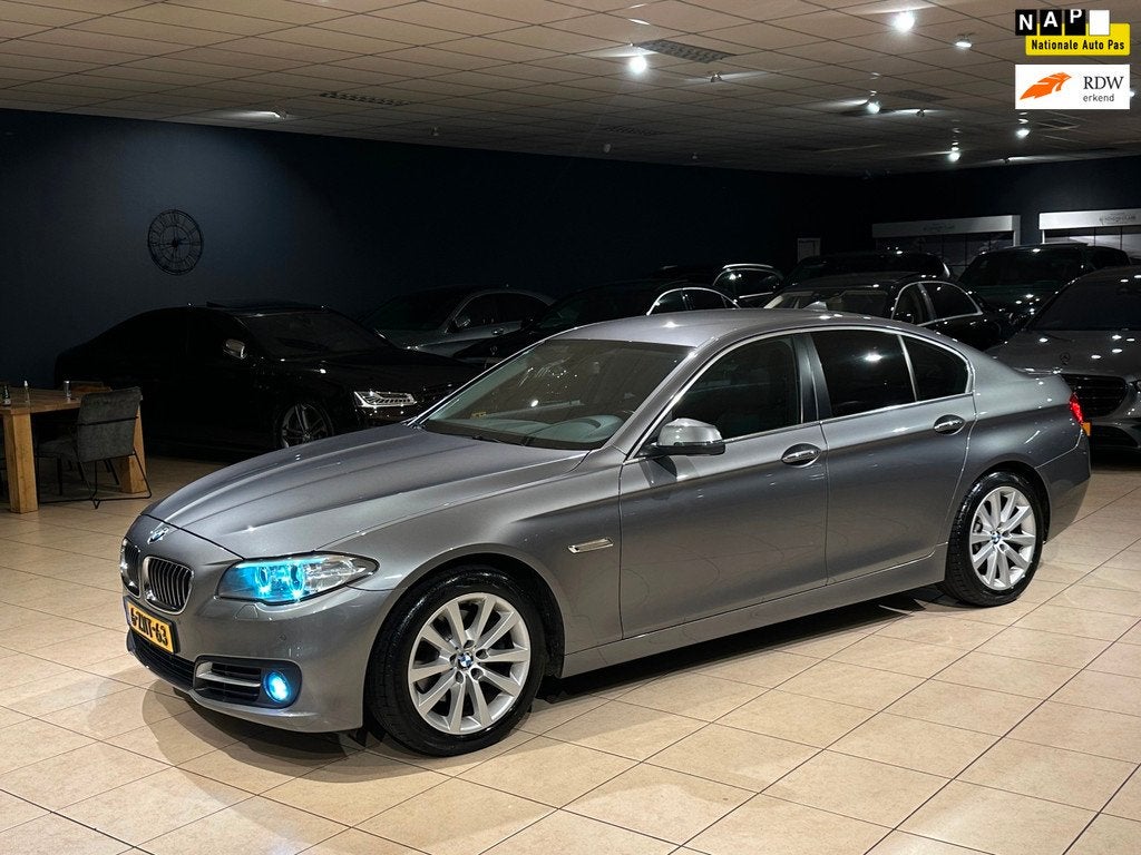 BMW 5-serie 520d Lim. Executive/1EIG/NAP/AUTM/DEALER/, Auto's, BMW, Automaat, 2000 kg, Origineel Nederlands, Diesel