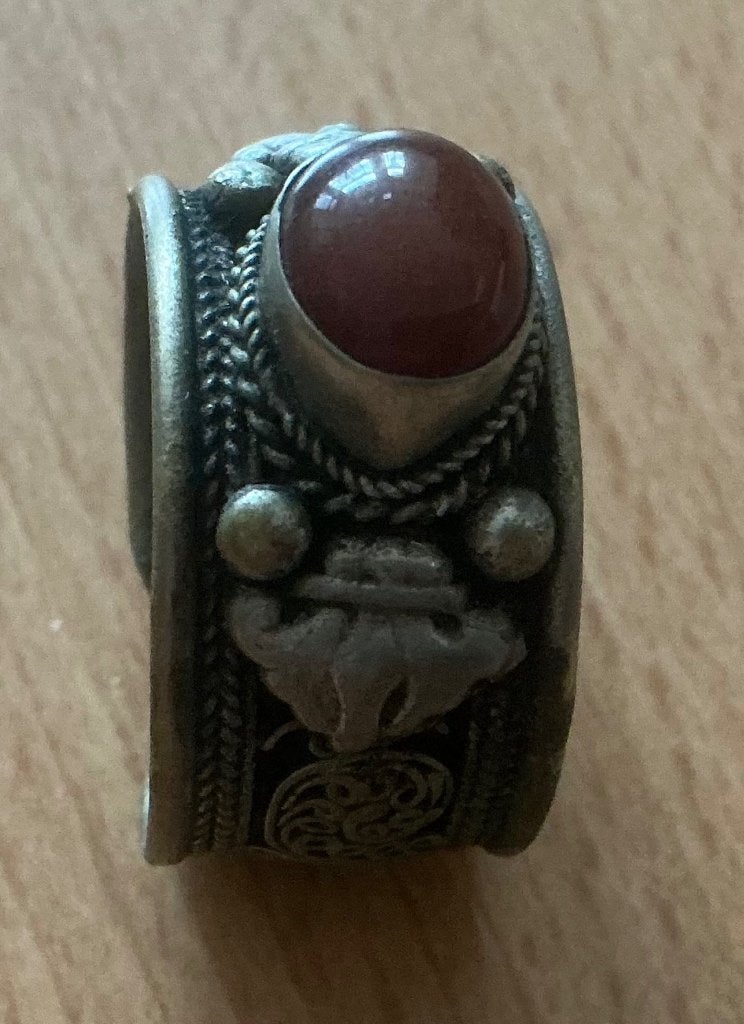 Ring Tibet / Nepal, Overige materialen, Gebruikt, Overige kleuren, 20 of groter