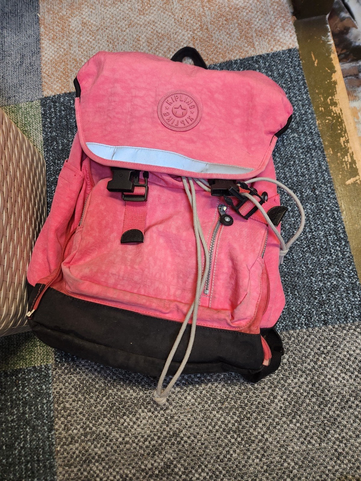 Kipling rugzak roze - Gebruikt, Sieraden, Tassen en Uiterlijk, Tassen | Rugtassen, Zo goed als nieuw, Kipling, 30 tot 45 cm, Ophalen of Verzenden