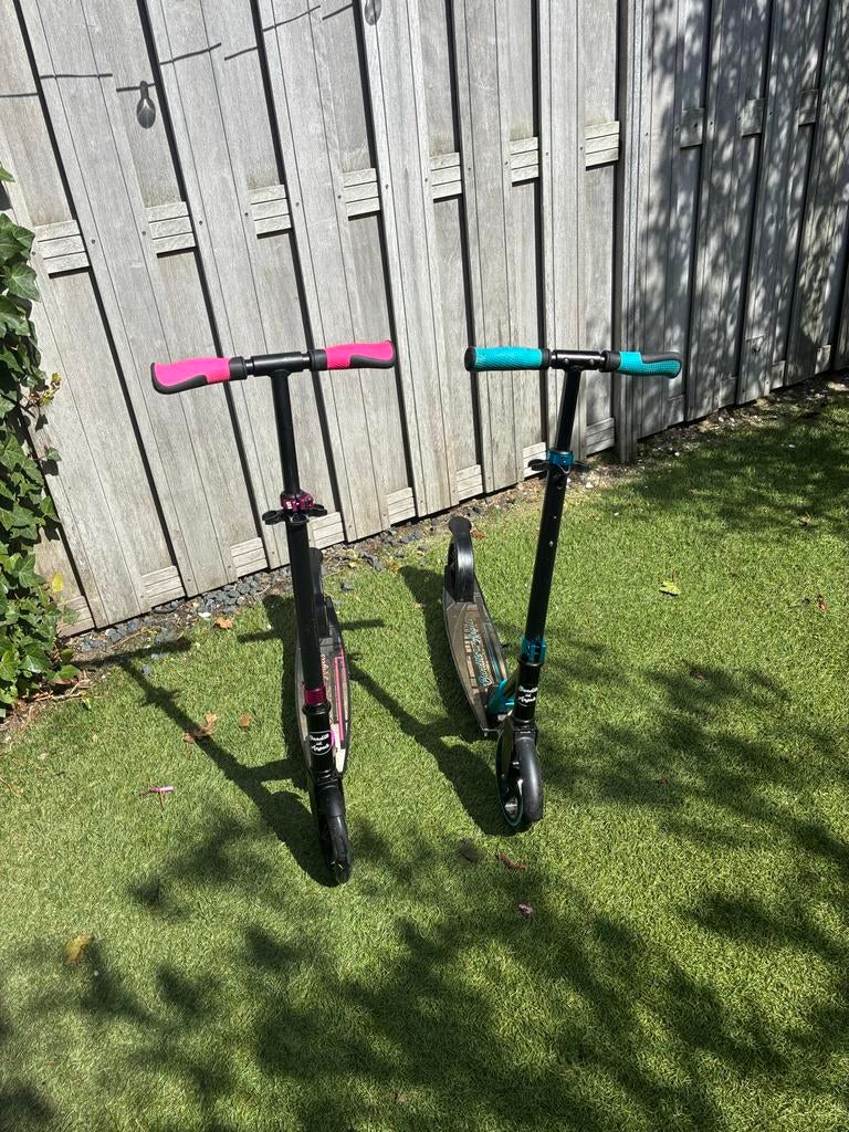 Bandits & Angels steps (roze en blauw), Ophalen, Gebruikt, Gewone step