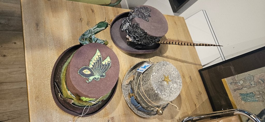 PARTY  TOPHATS, Ophalen, Nieuw