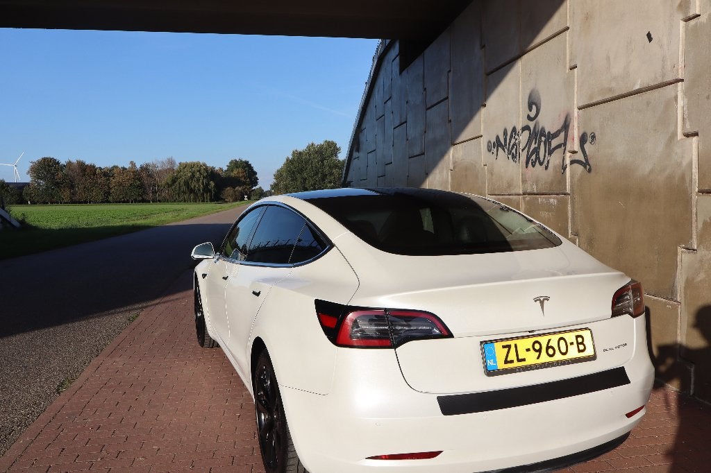Foto 8 van Tesla Model 3 Long range awd