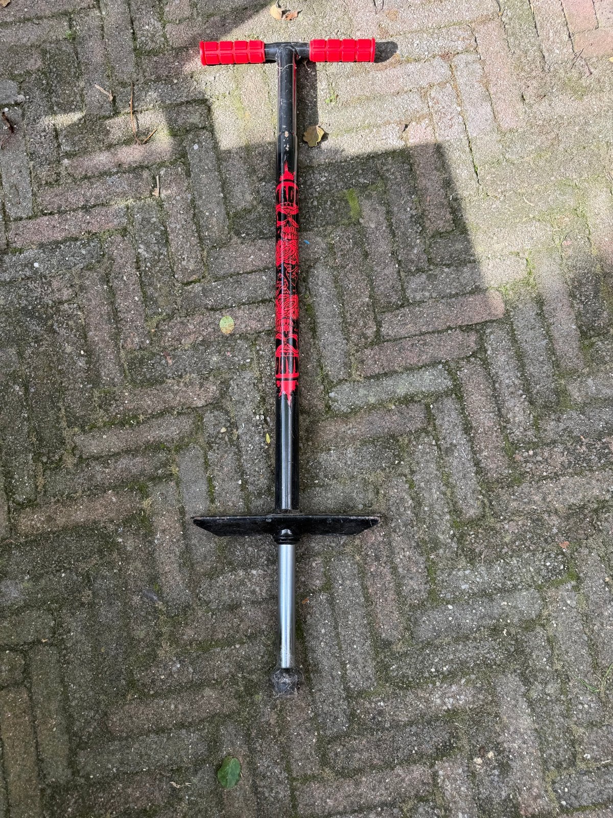 Madd Gear Pogo Stick - Zwart met rode details, Ophalen of Verzenden, Gebruikt
