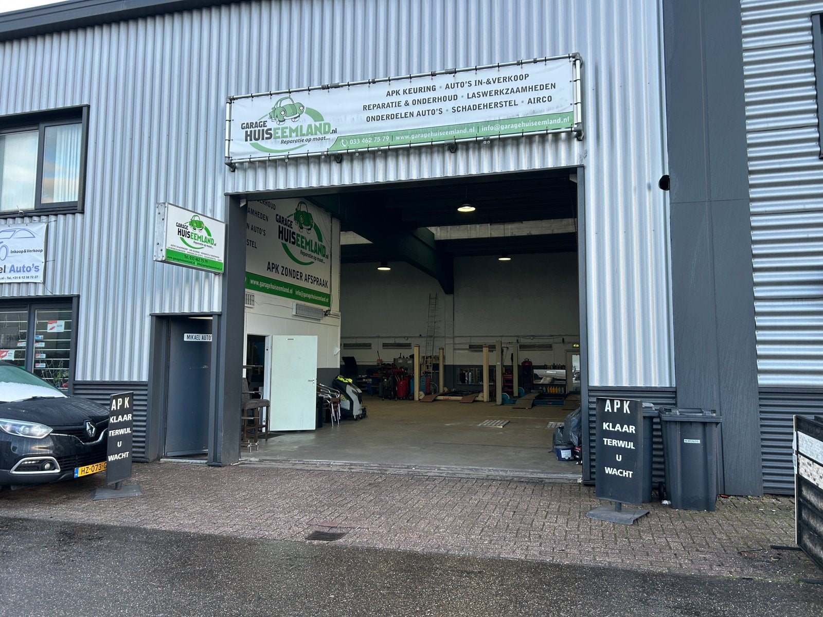 Compl. Garage ter Overname 400m², 4Bruggen,APK/17 parkeer pl