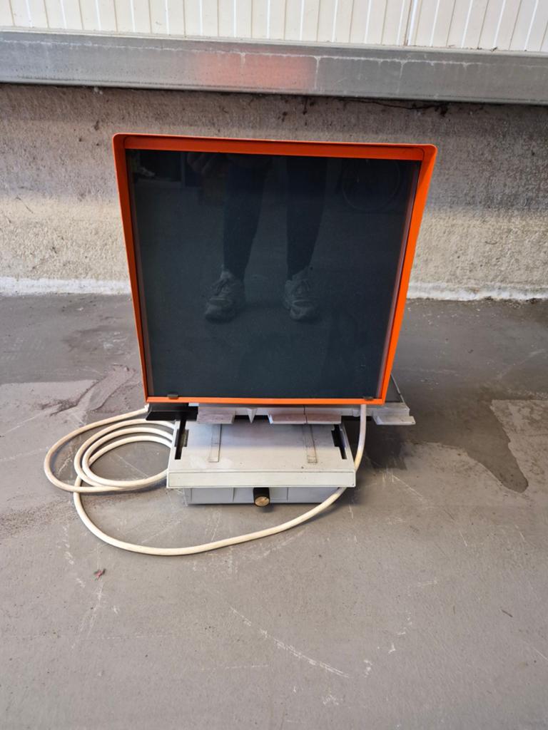 Microfiche reader, Ophalen