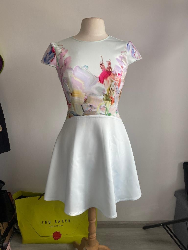 Ted Baker jurk maat 2=38, Maat 38/40 (M), Wit, Ophalen of Verzenden, Zo goed als nieuw