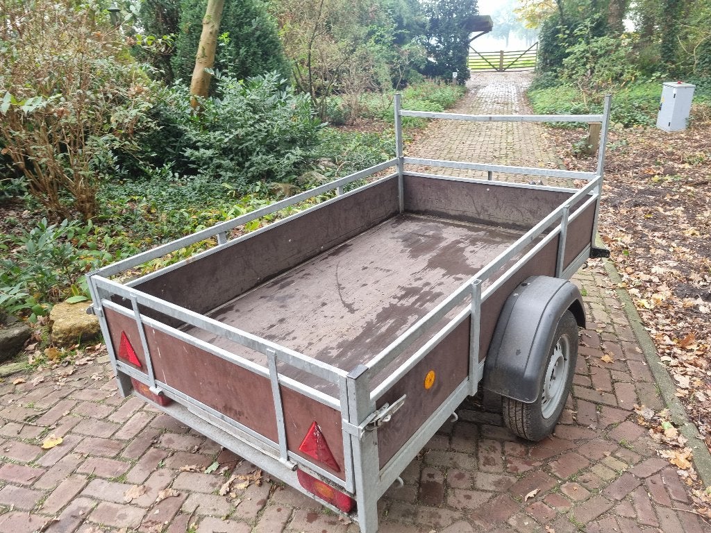 Stevige robuuste aanhanger met hoge reling en koprek., Ophalen, Zo goed als nieuw