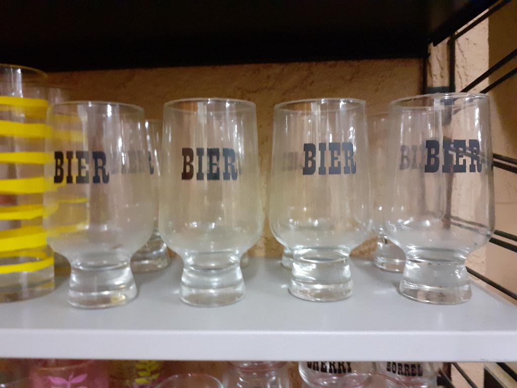 8 seventies bier glazen glas jaren 70 design retro 1970s, Huis en Inrichting, Keuken | Servies, Glas of Glazen, Gebruikt, ?, Glas