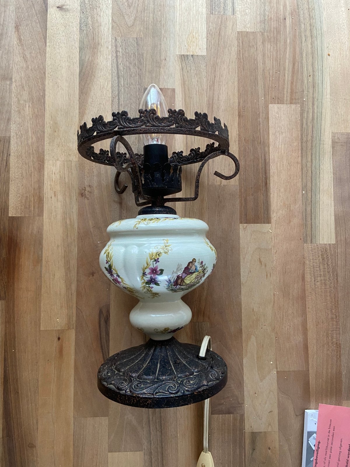 Antieke olielamp omgebouwd naar electra., Ophalen, Metaal, Overige typen, E14 (klein)