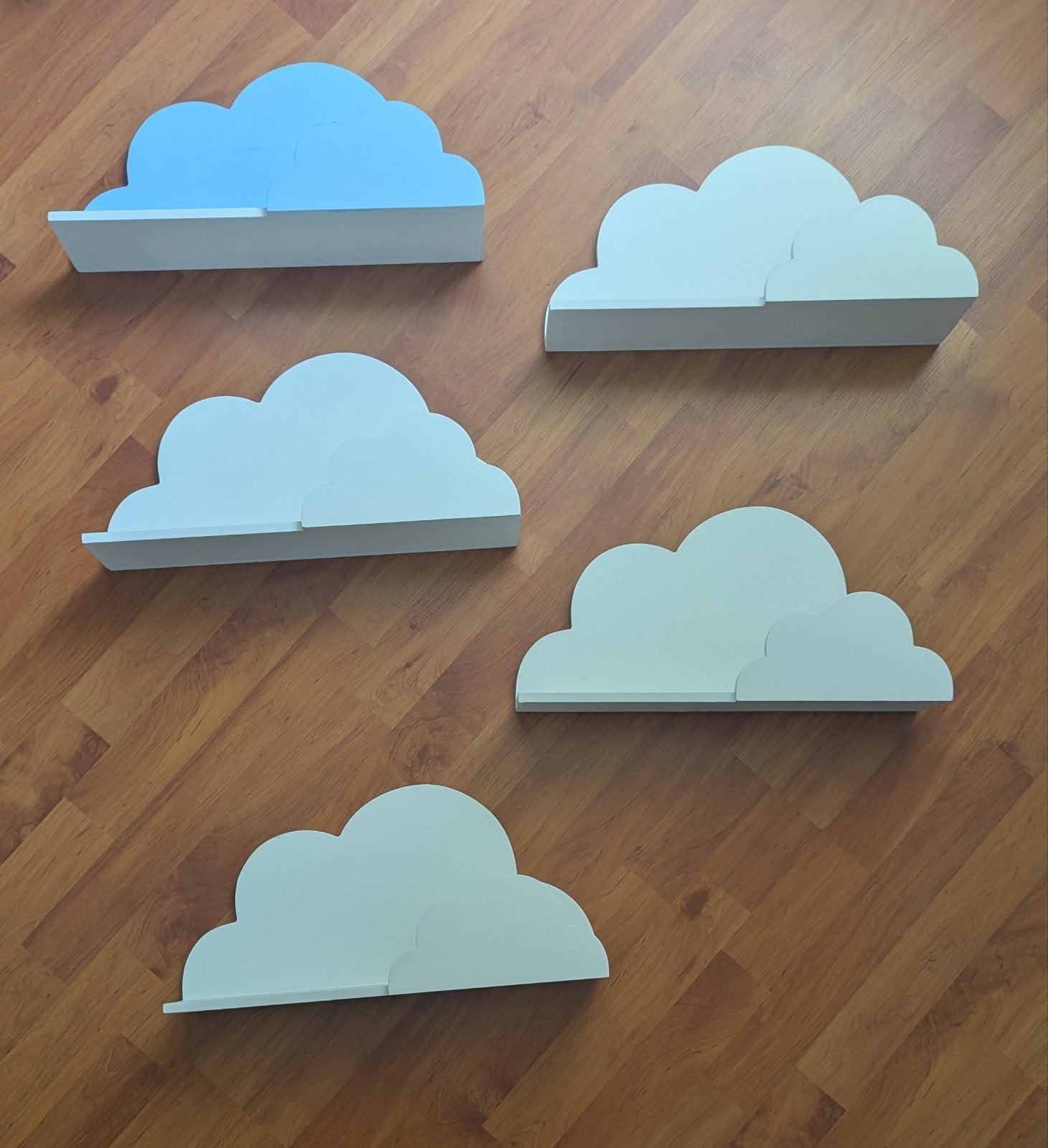 5x Houten wolkplankjes
€ 15,00, Wit, Ophalen of Verzenden, Zo goed als nieuw