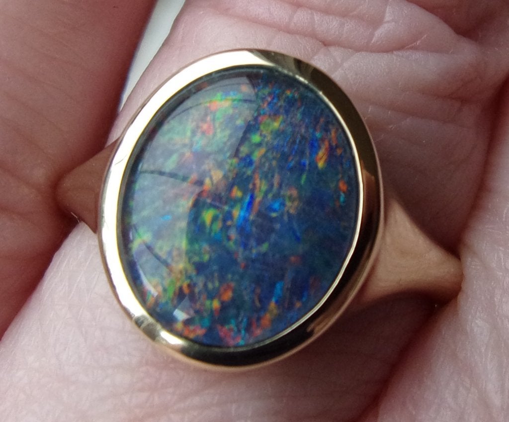 Gouden zegelring met Australische Opaal, Sieraden, Tassen en Uiterlijk, Verzenden, Nieuw, Dame of Heer, Met edelsteen