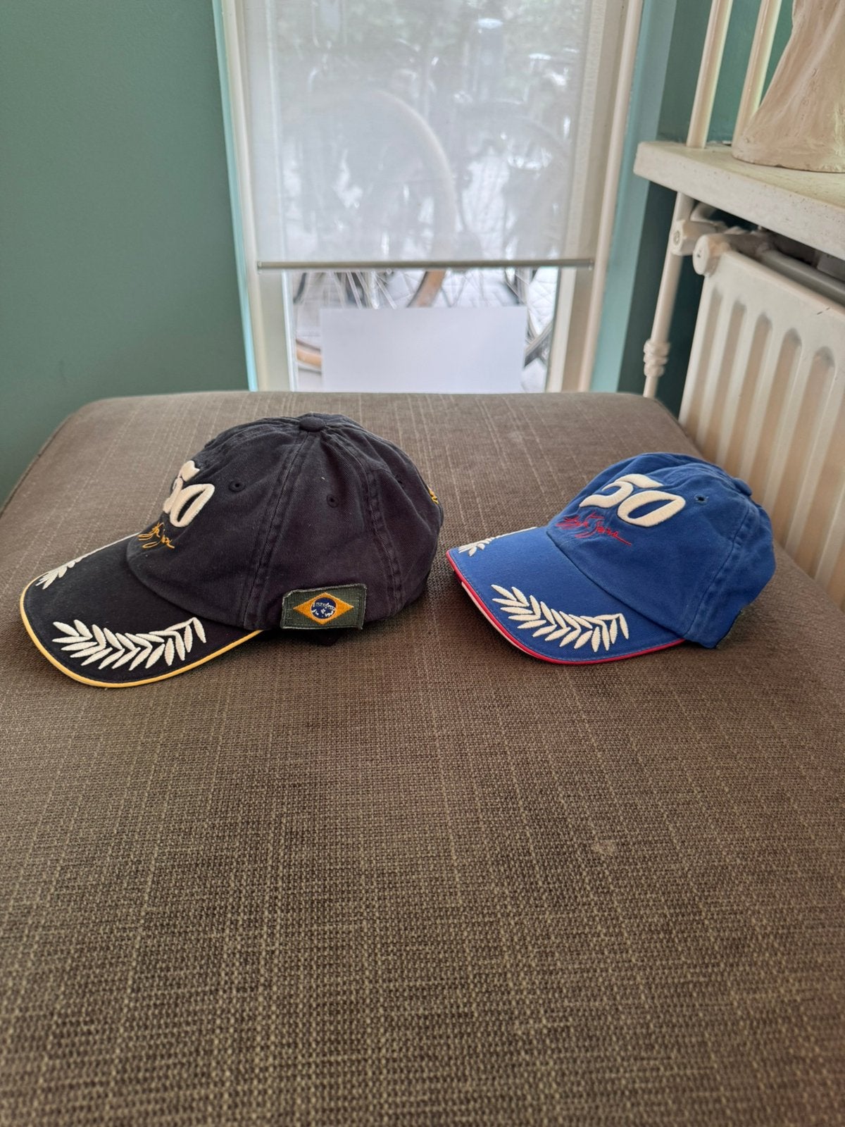 Vintage Mc Gregor petten -Ayrton Senna-50jaar, Ophalen of Verzenden, Gedragen, One size fits all, Pet