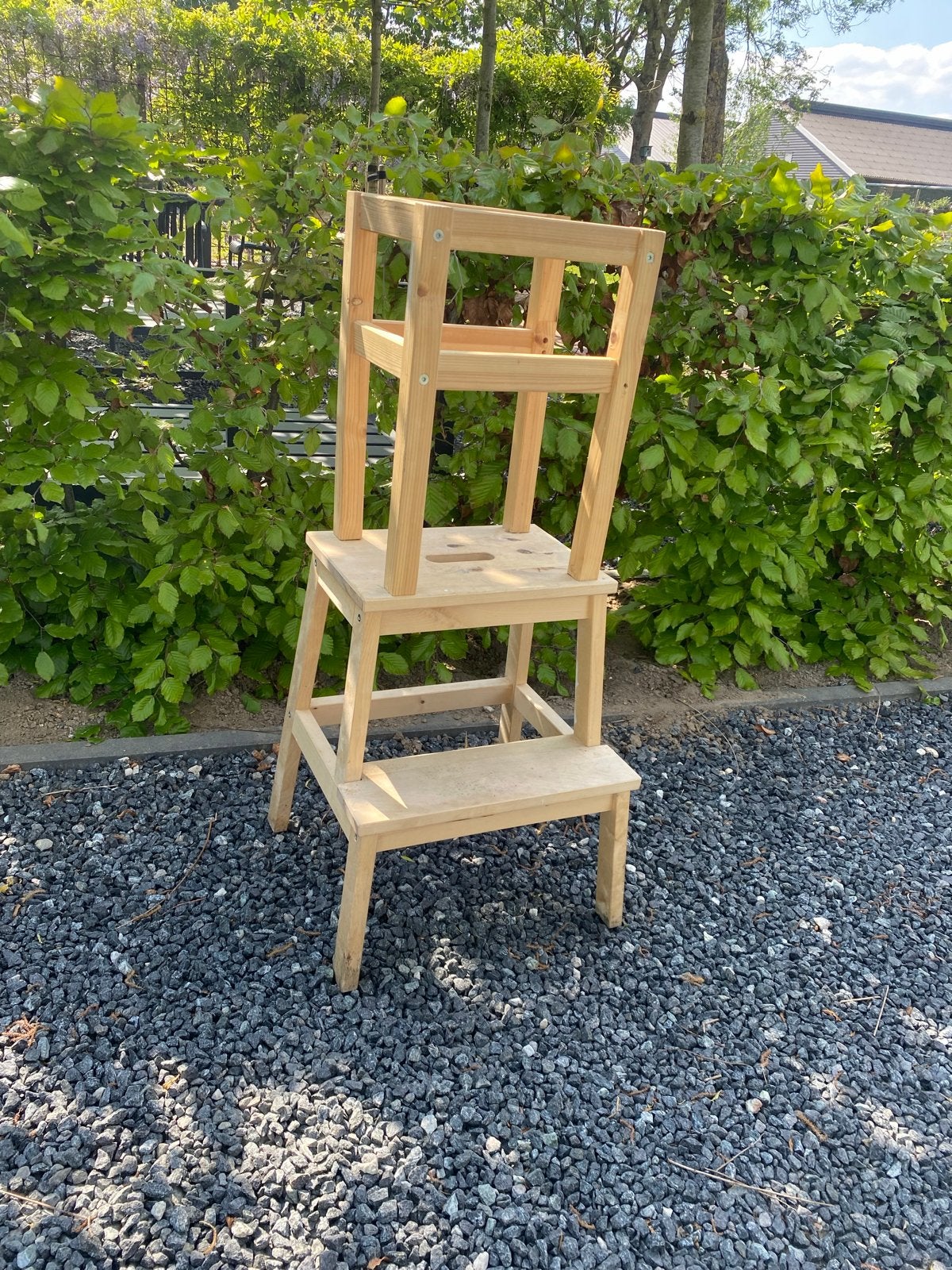 Houten leertoren kinderstoel kinderen trapje keukenhulp ikea, Ophalen of Verzenden, Hangstoel, Gordel(s)