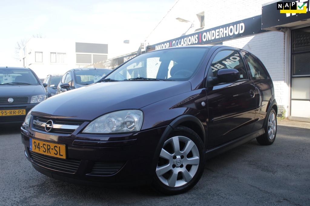 Opel Corsa 1.2-16V Silverline / Airco / Elektrische ramen /, Voorwielaandrijving, Gebruikt, 1229 cc, Elektrische ramen