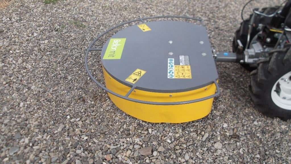 Professionele klepelmaaier, Tuin en Terras, Grasmaaiers, Nieuw, Accu-grasmaaier, 50 cm of meer, Kooimesmaaier, Ophalen of Verzenden