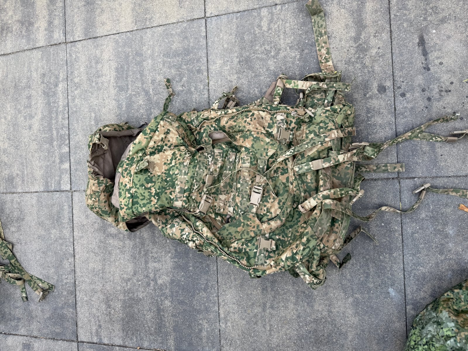 NFP 80 Liter Tas - Camouflage Rugzak (Dump Aankoop), Ophalen of Verzenden, Gedragen