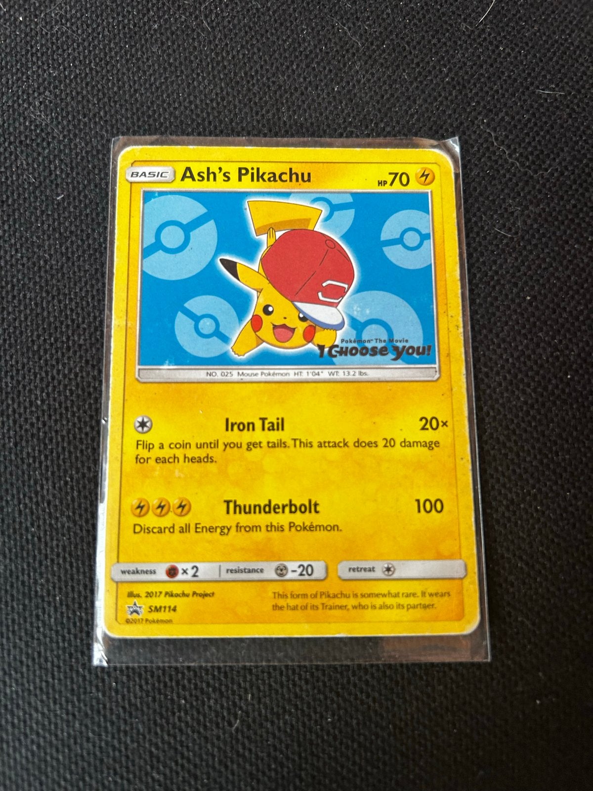 Ash's Pikachu SM114 Pokémon kaart - I Choose You!, Ophalen of Verzenden, Zo goed als nieuw, Losse kaart