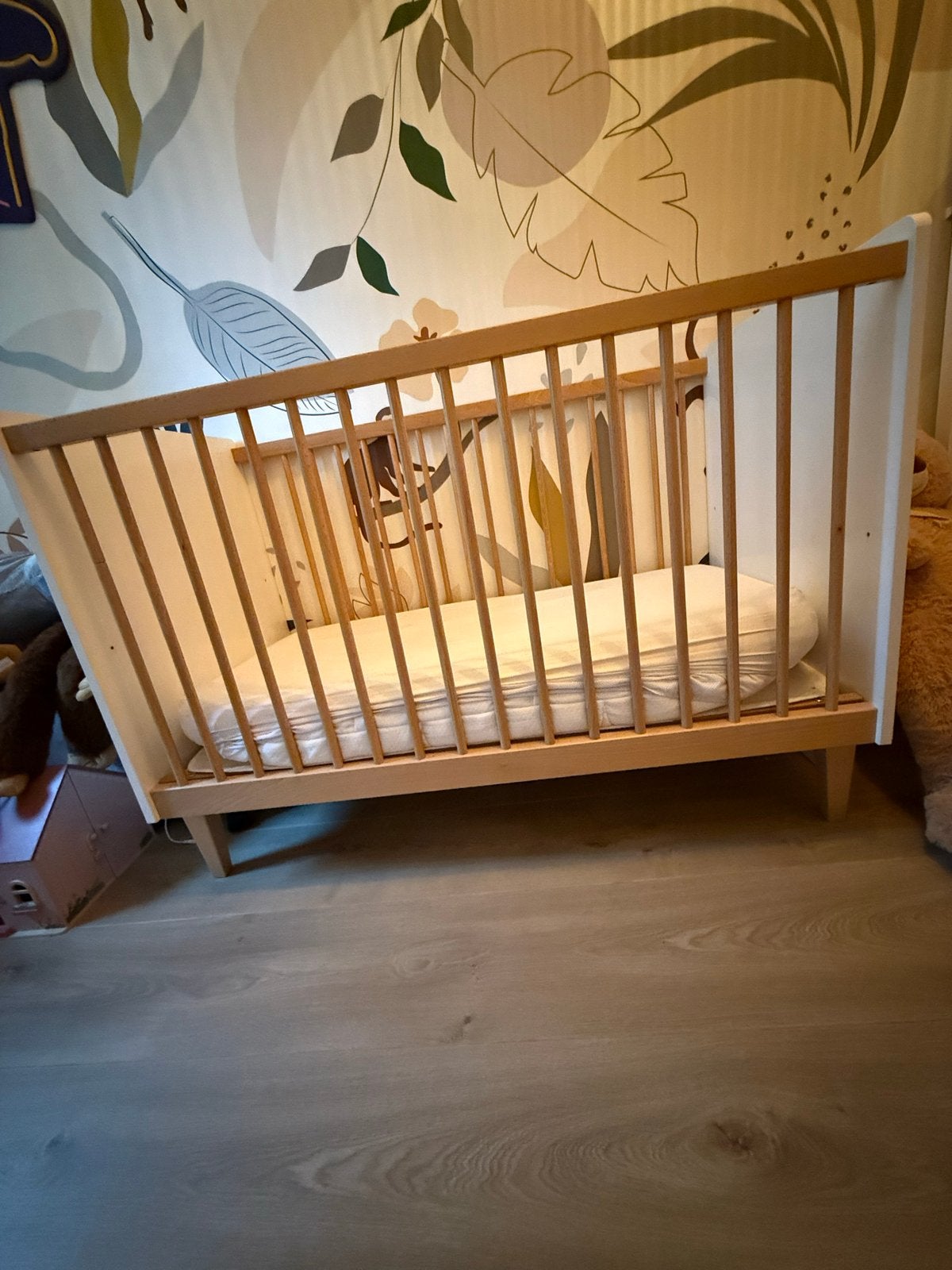Witte babykamer compleet: kast, commode en ledikant, Kinderen en Baby's, Kinderkamer | Complete kinderkamers, Ophalen, Gebruikt