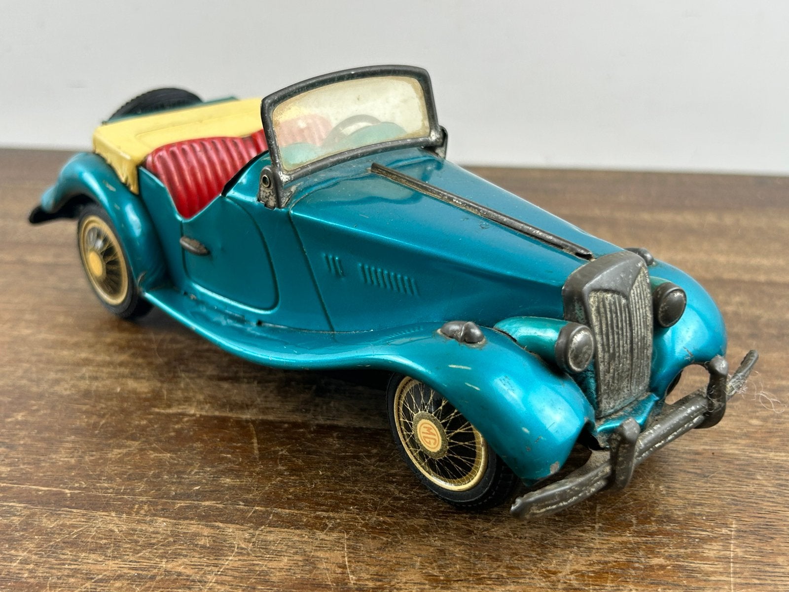 Bandai MG TF Roadster made in Japan, Antiek en Kunst, Antiek | Speelgoed, Ophalen of Verzenden