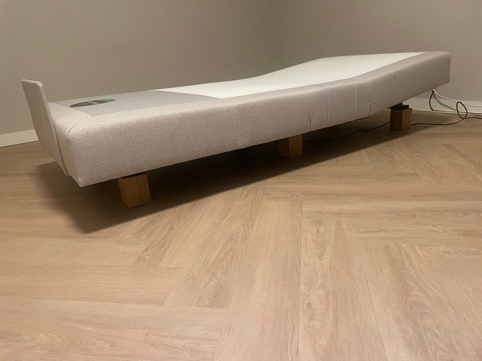 Elektrische boxspring 100x200 cm met Mline matras, 100 cm, Eenpersoons, Ophalen of Verzenden, Zo goed als nieuw