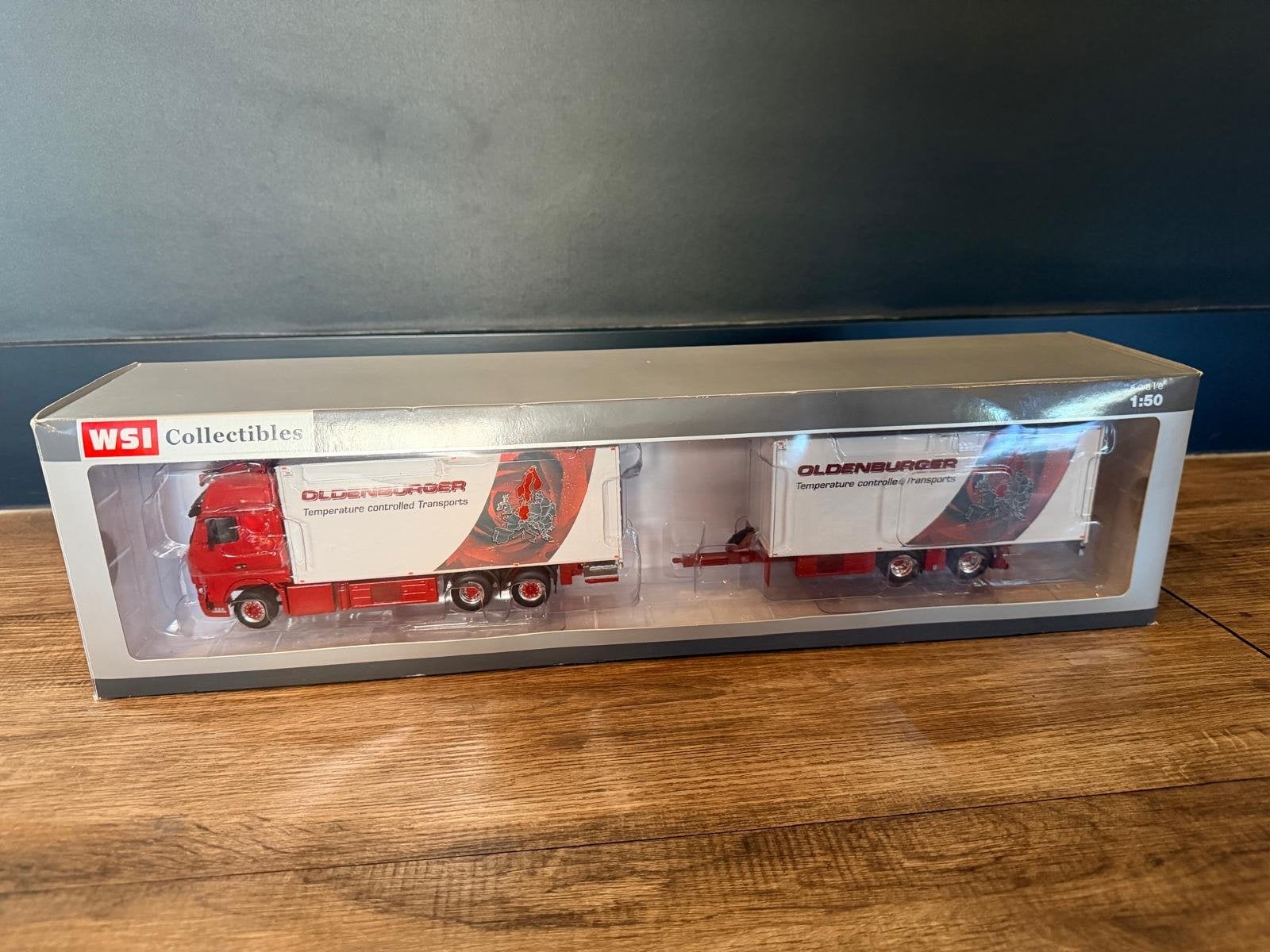 WSI Collectibles Oldenburger Vrachtwagen met Trailer 1:50, Hobby en Vrije tijd, Modelauto's | 1:50, Ophalen of Verzenden, Nieuw