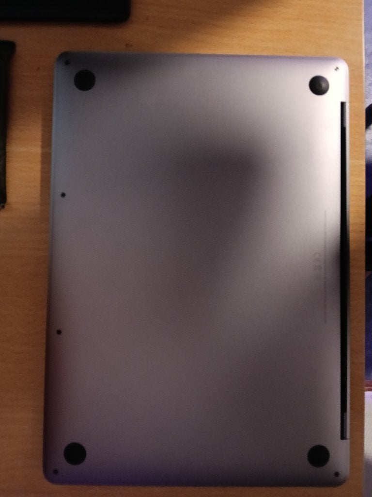 Foto 3 van MacBook Pro (13-inch, 2019, 2 TBT3)