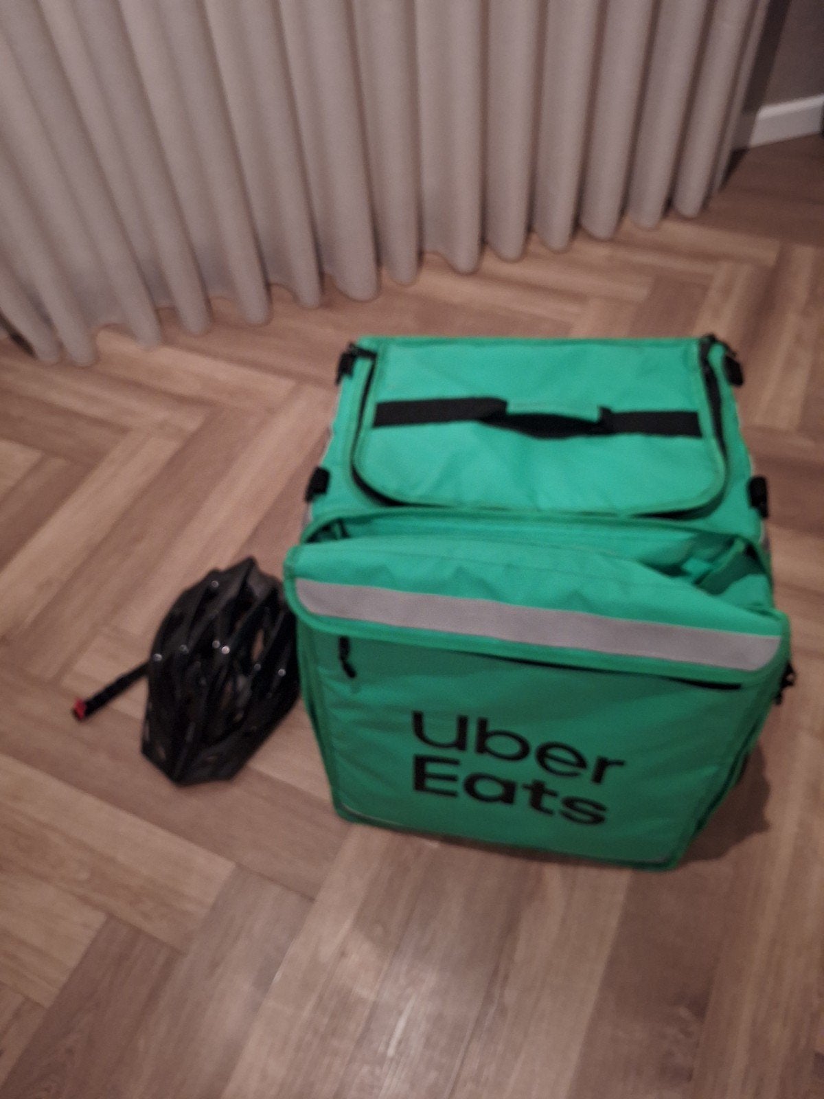 Uber Eats bezorgtas en fietshelm, Ophalen of Verzenden, Gebruikt, Uber Eats
