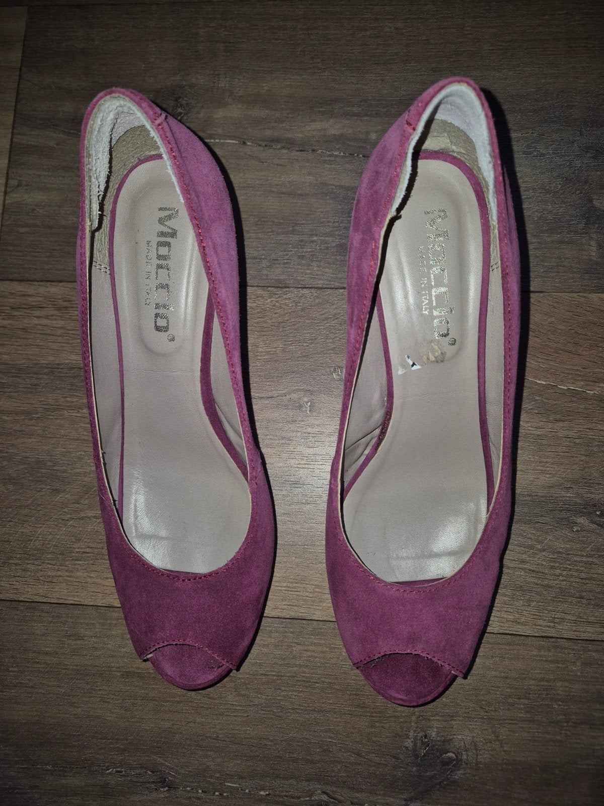 Fuchsia instappers maat 40, Moccio, Instappers, Ophalen of Verzenden, Zo goed als nieuw