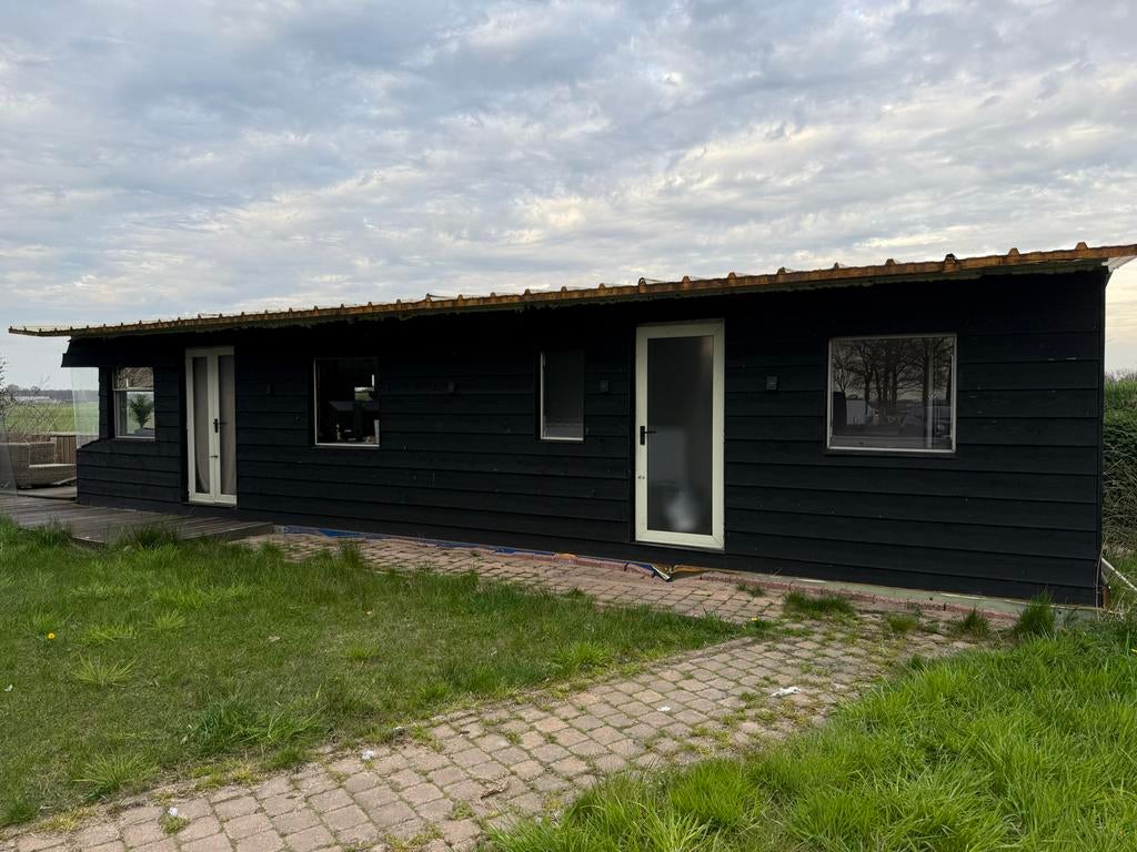 Chalet / Stacaravan, Tot en met 2