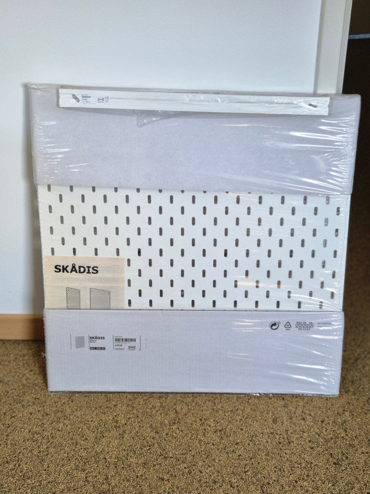 Nieuw IKEA Skadis wandbord wit 56x56 cm (in verpakking), Ophalen, Nieuw