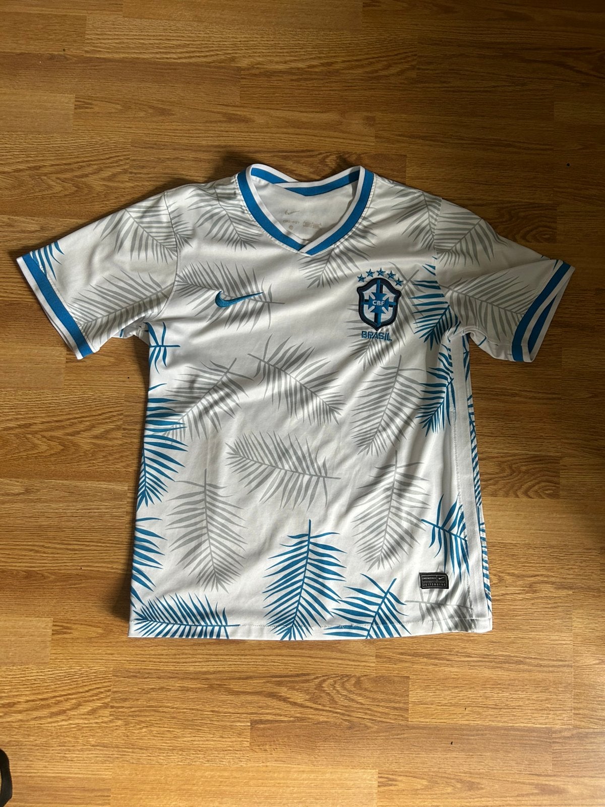 BRAZILIE SPECIAL EDITION SHIRT - maat L - GRATIS VERZENDING, Ophalen of Verzenden, Nieuw, Maat 52/54 (L), Wit
