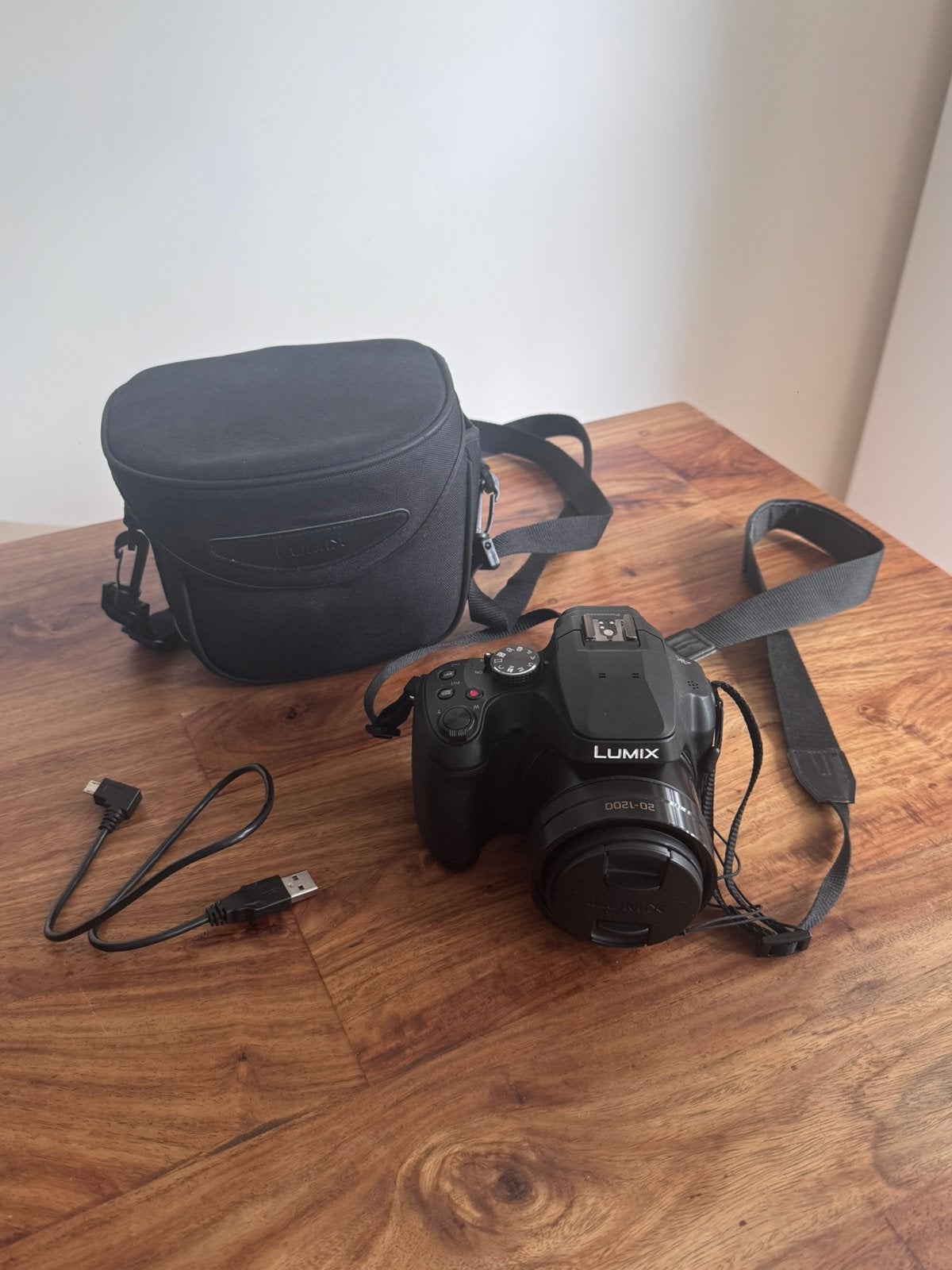 Panasonic Lumix FZ82 – Monster zoom 60x, 4K video, Ophalen, Zo goed als nieuw, Overige Merken, 8 keer of meer