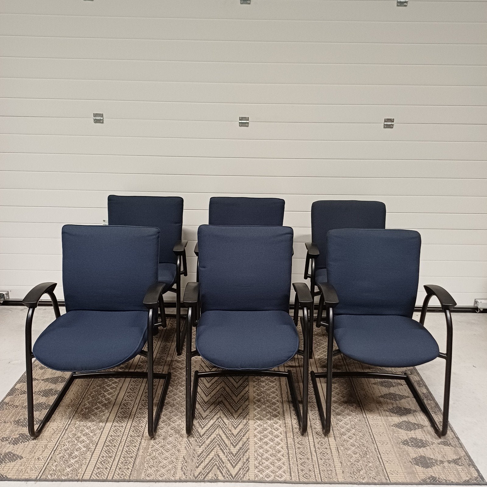 6 x stoelen kantoor schaftkeet stoelen met armleuningen, Ophalen, Gebruikt, Bruin, Vijf, Zes of meer stoelen