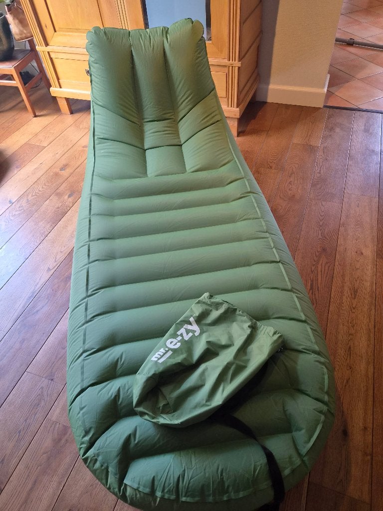 Luxe opblaasbaar ligbed, Ophalen of Verzenden, Zo goed als nieuw, Overige materialen