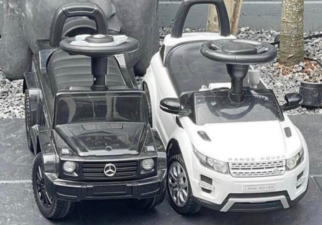 2 Loopauto's in Nieuwstaat: Mercedes G-Klasse & Range Rover, Kinderen en Baby's, Ophalen, Nieuw
