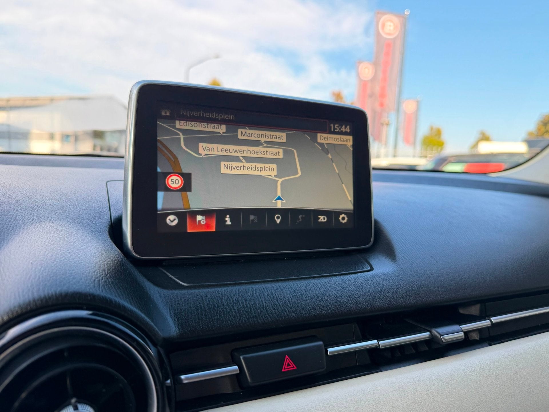 Mazda 2 1.5 Skyactiv-G GT-M Clima|Cruise|NAVI|Stoelverwarmin, Auto's, Voorwielaandrijving, Gebruikt, 4 cilinders, Leder en Stof