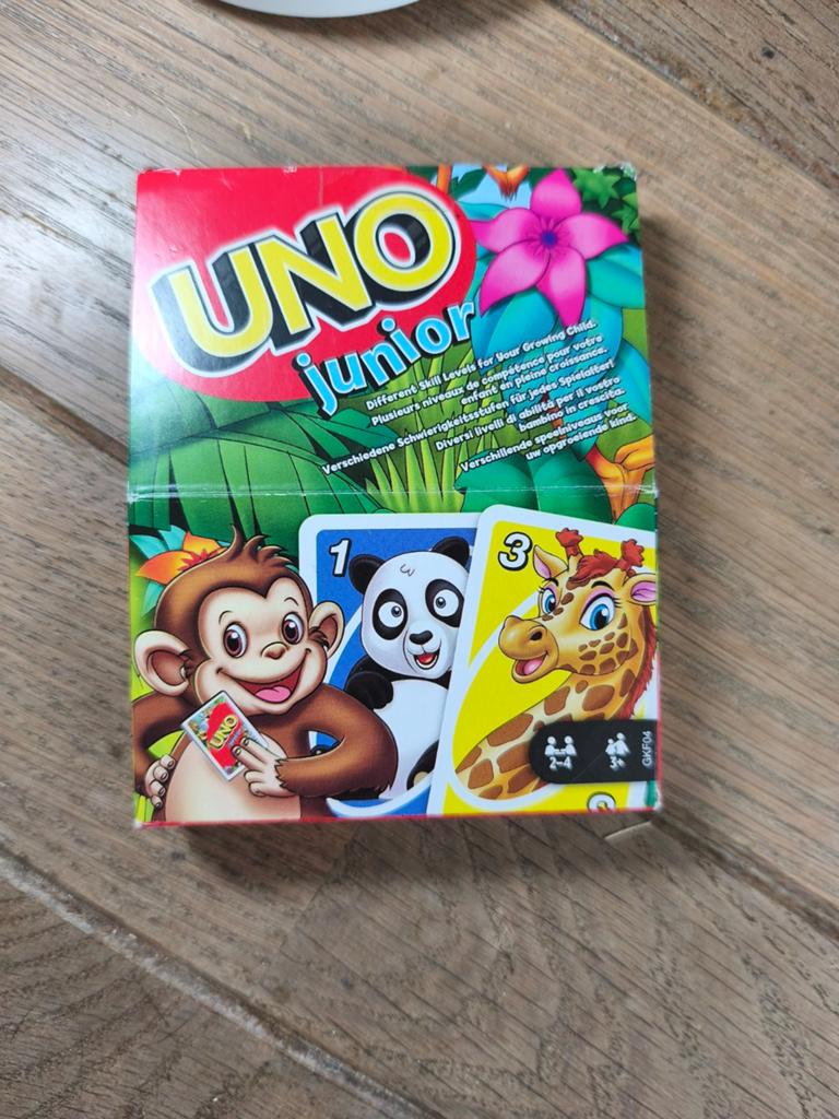 Uno junior, Hobby en Vrije tijd, Gezelschapsspellen | Kaartspellen, Ophalen of Verzenden, Zo goed als nieuw