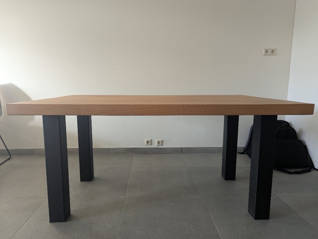 Table for sale, Ophalen, Eikenhout, 50 tot 100 cm, Zo goed als nieuw