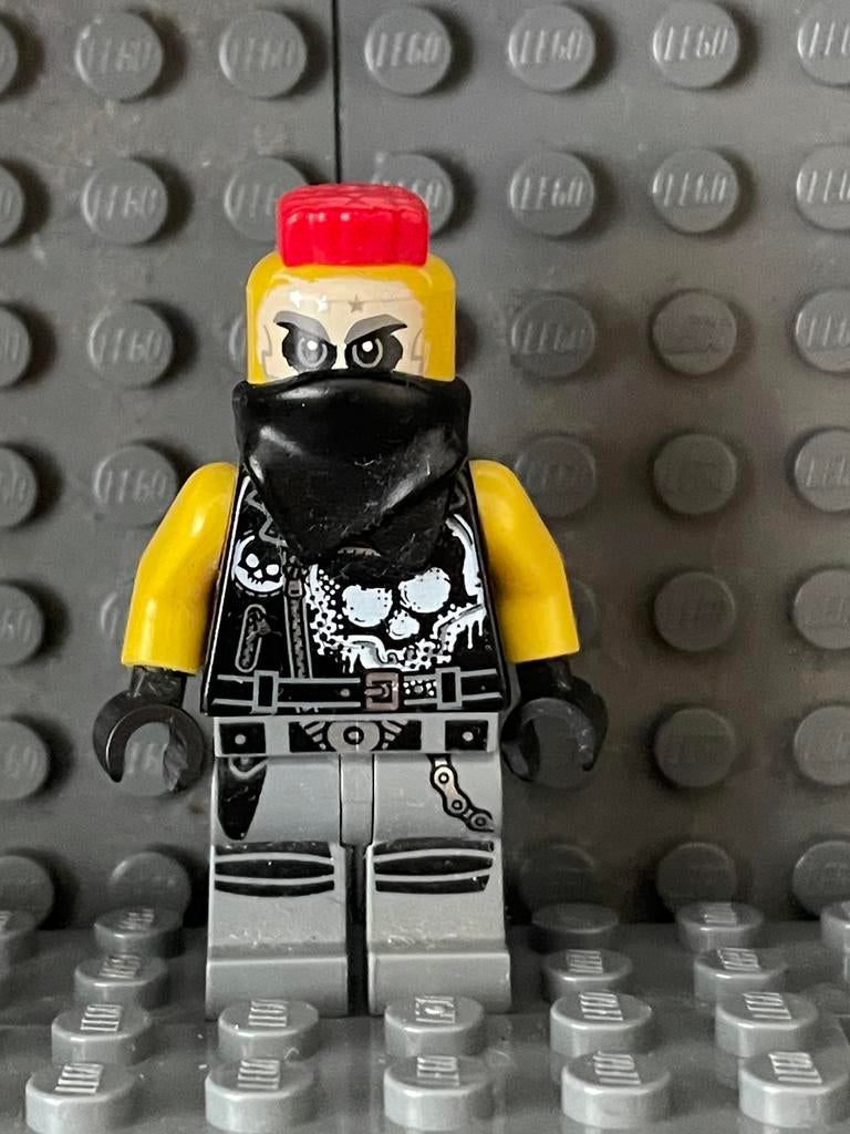 Lego Ninjago Sons of Garmadon motor rijder minifiguur, Ophalen of Verzenden, Zo goed als nieuw