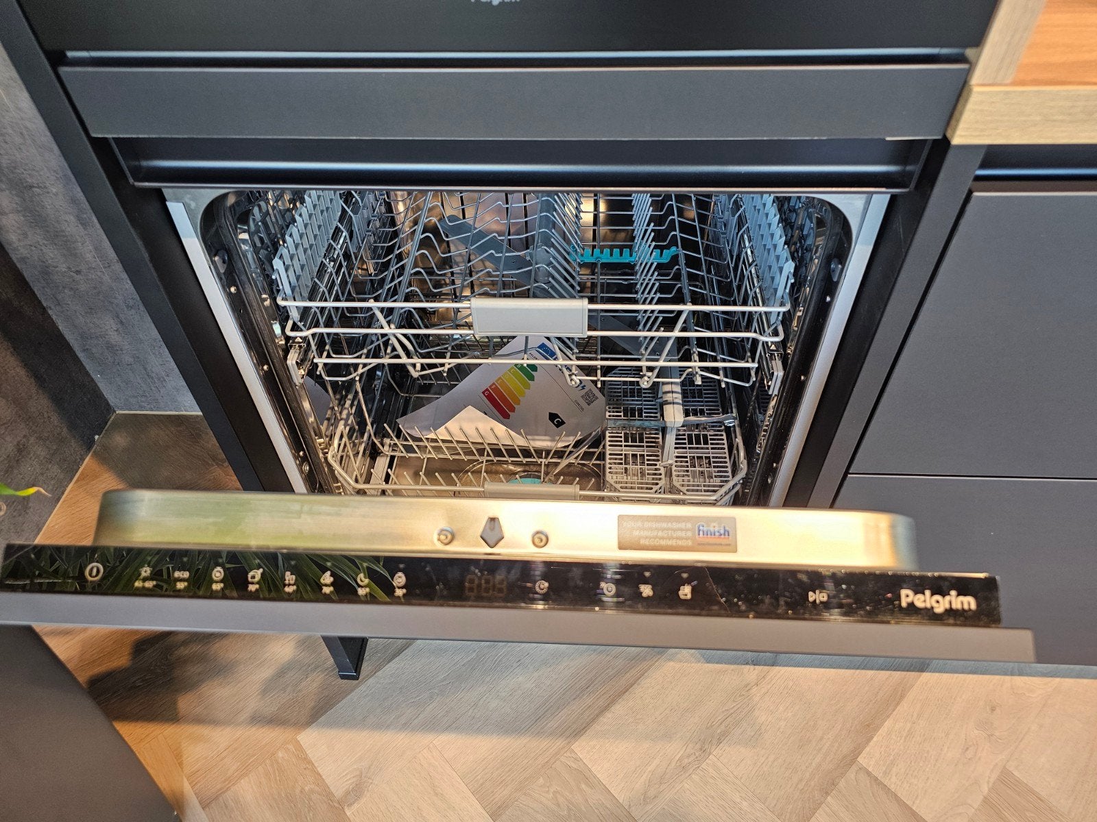 Pelgrim GVW250L inbouw vaatwasser showroom, Minder dan 85 cm, Info@pelgrim.nl, Zo goed als nieuw, Inbouw