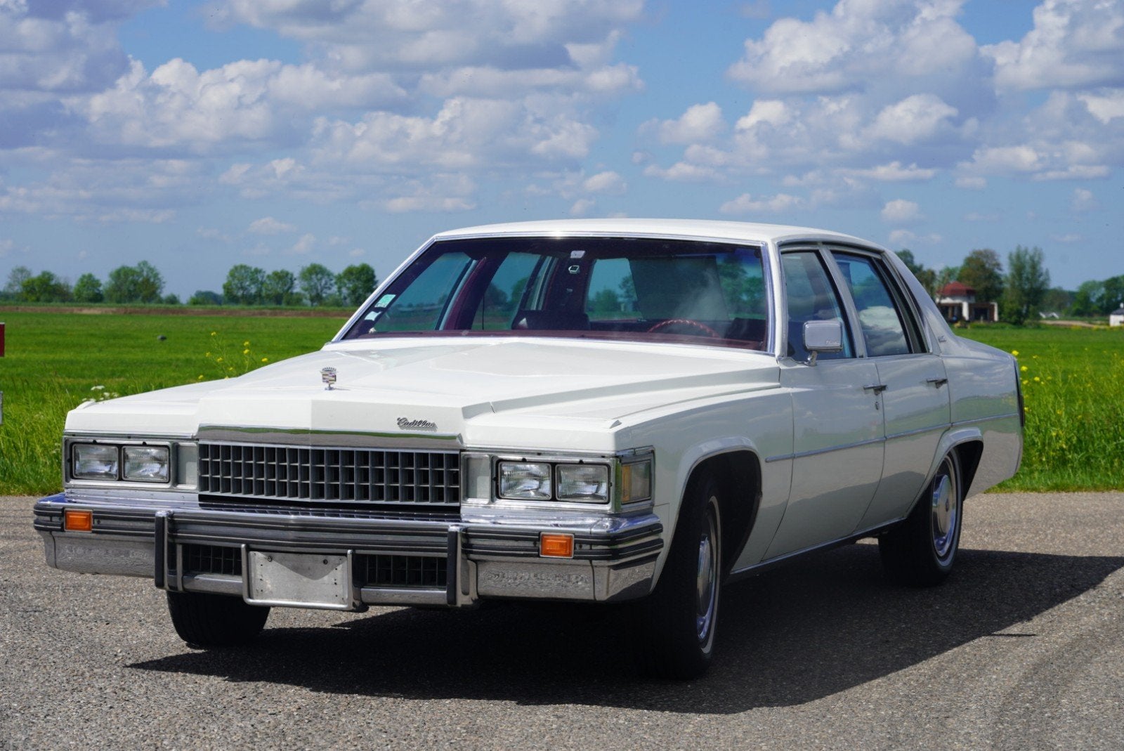Cadillac Sedan DeVille 1978 7.0 V8 Topstaat, Auto's, Oldtimers, Bedrijf, Cadillac, Benzine, Sedan, Automaat, Wit, Overige kleuren