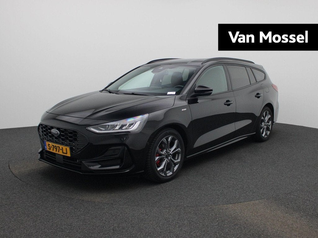 Ford Focus Wagon 1.0 EcoBoost Hybrid ST Line Style | Trekhaa