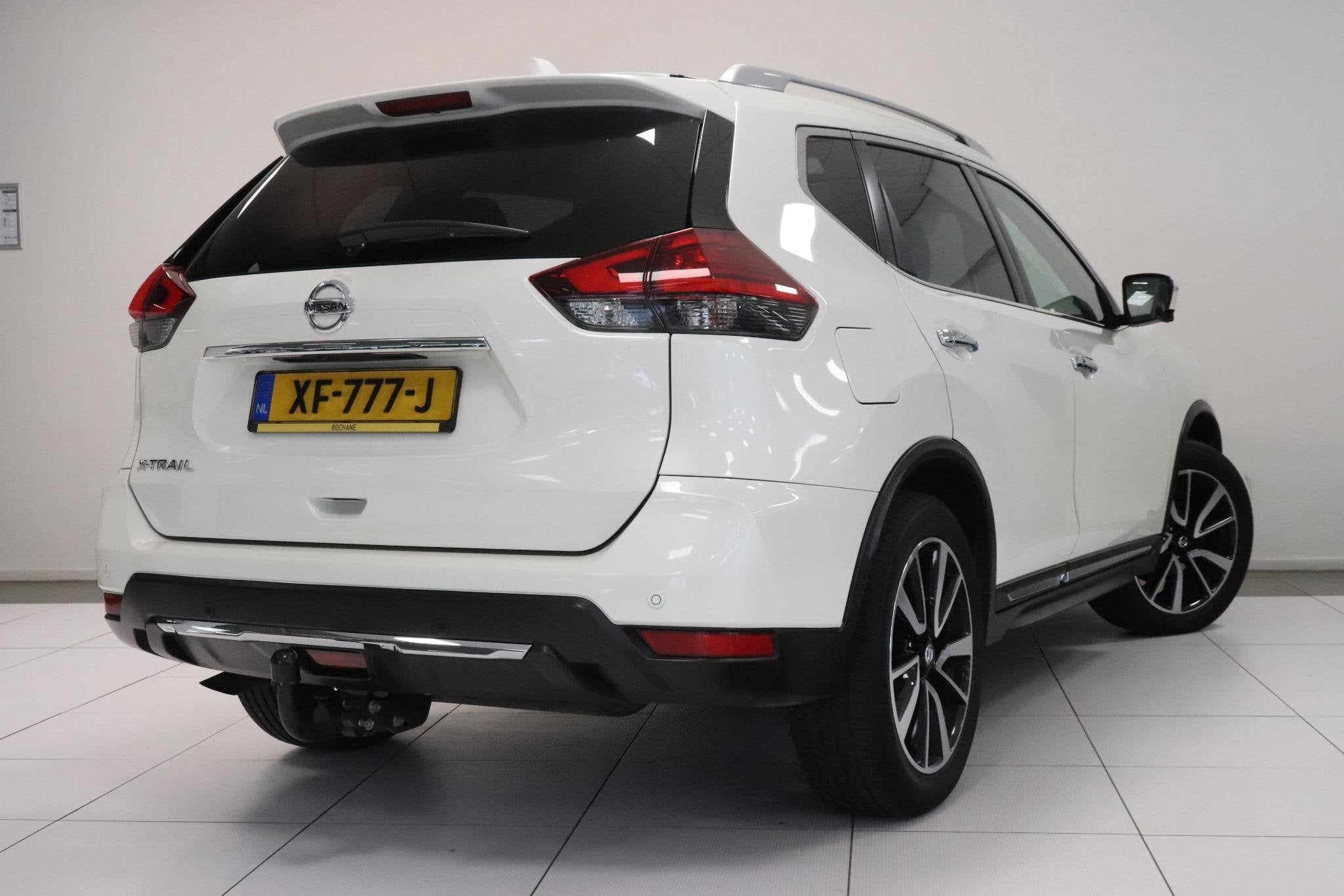 Nissan X-Trail 1.6 DIG-T Tekna | Panoramadak | 360° Camera, Voorwielaandrijving, Dealer onderhouden, 1618 cc, 4 cilinders