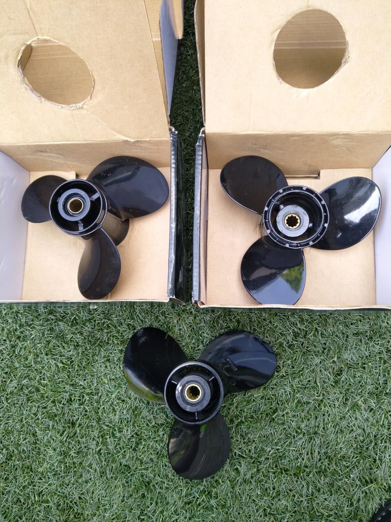 3 Propellers Suzuki DF 25 en DF 30 buitenboordmotor, Watersport en Boten, Accessoires en Onderhoud, Nieuw, Motor en Techniek, Ophalen of Verzenden