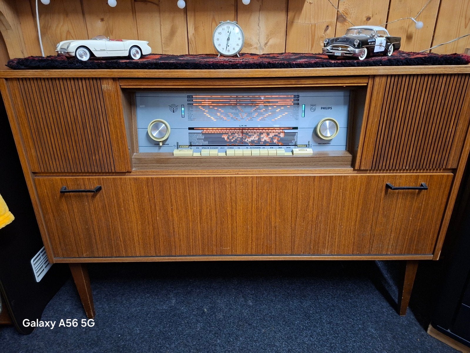 zeer apart radiomeubel van phillips, Antiek en Kunst, Ophalen of Verzenden