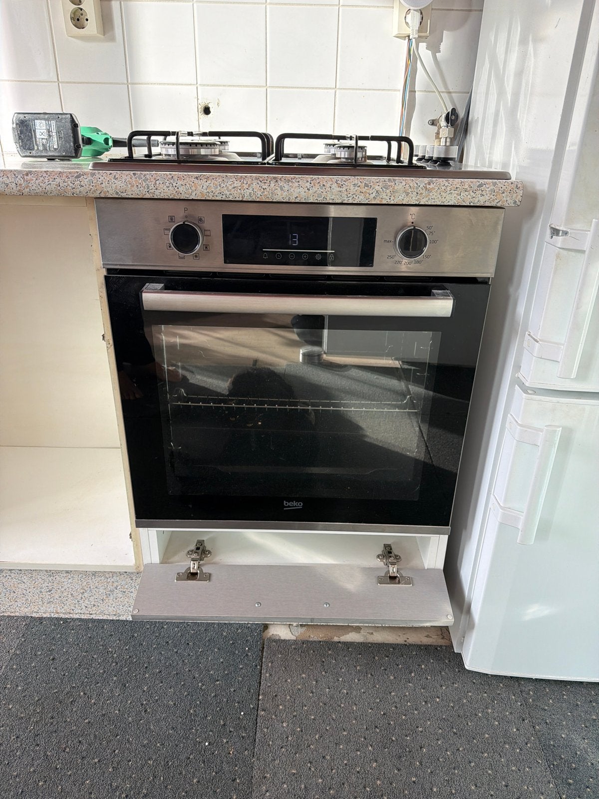 Beko Inbouwoven en gaskookplaat, Ophalen, Hete lucht, Heteluchtoven, Inbouw