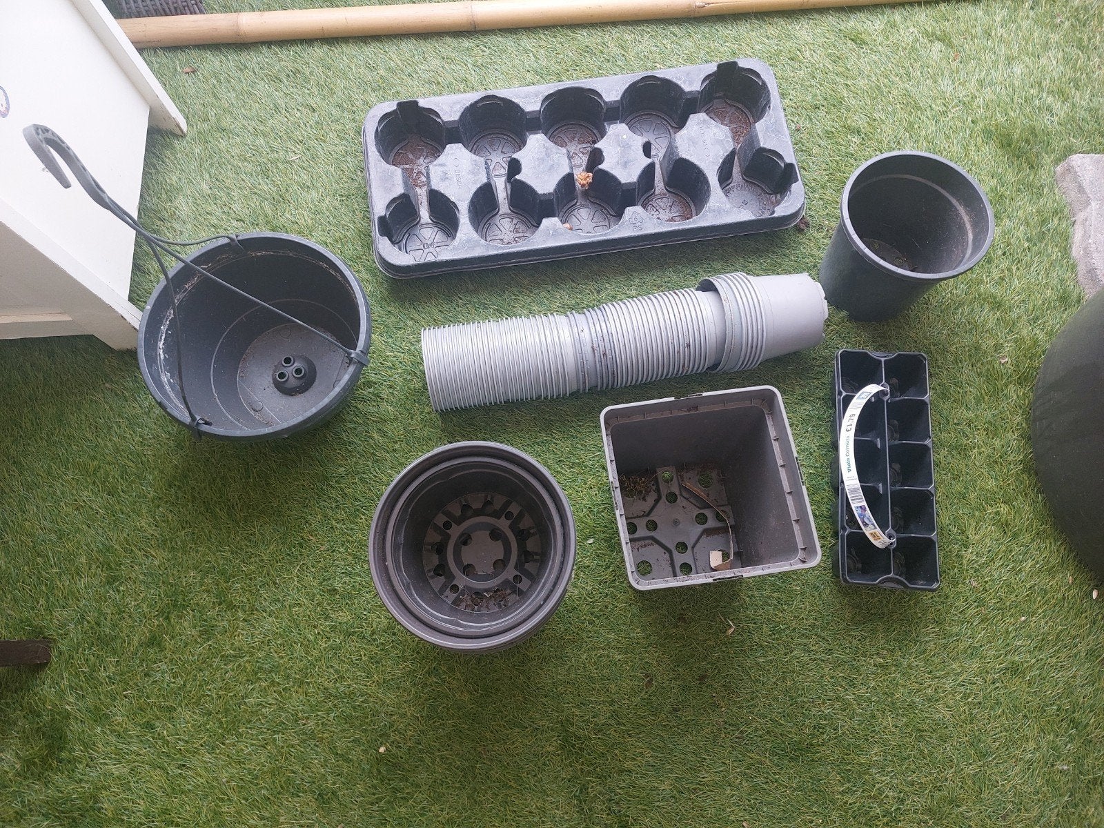 Plastic plantenbakjes en hanghaken, Ophalen, Kunststof, Gebruikt, Overige vormen
