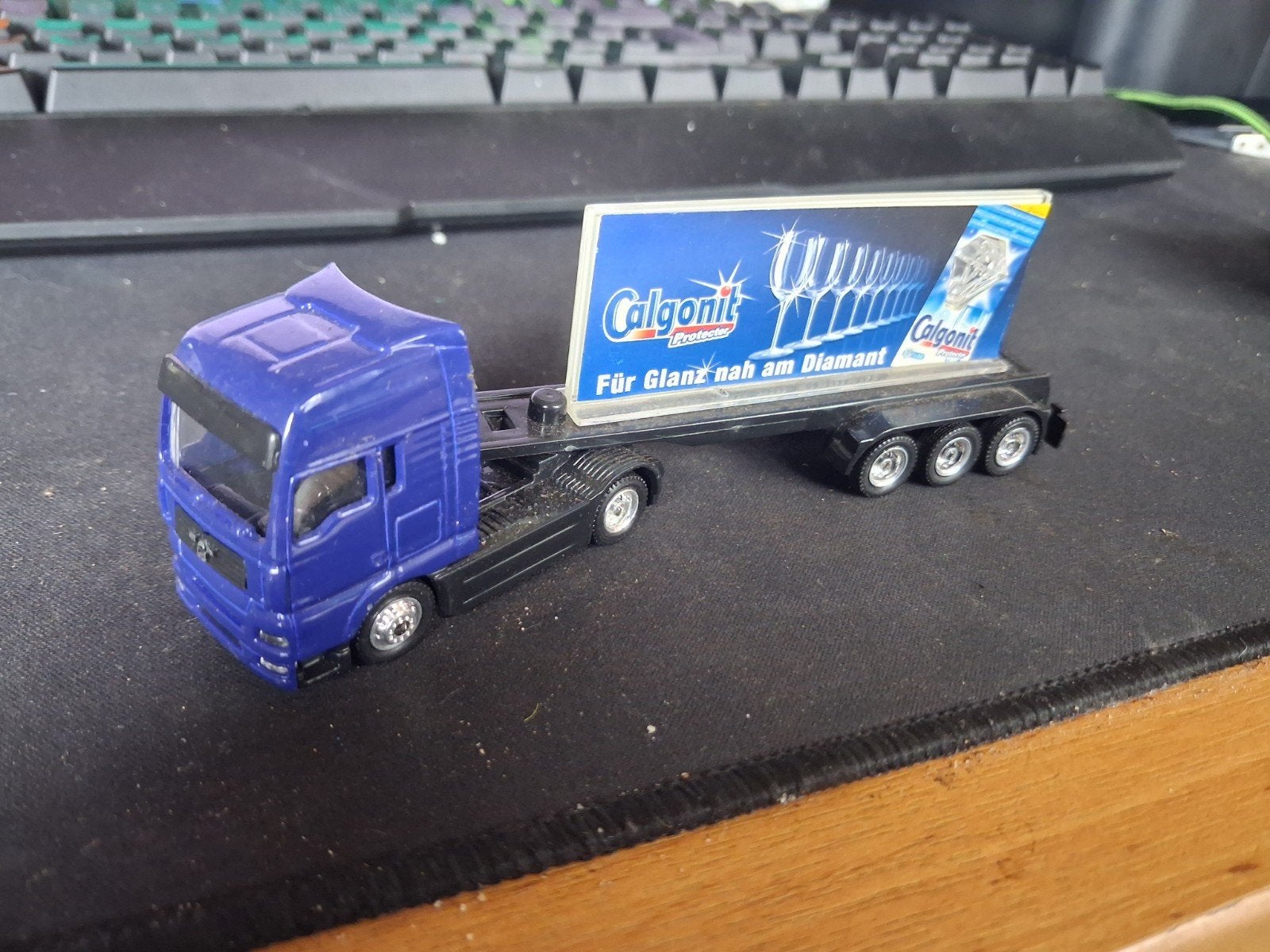 Calgonit vrachtwagen speelgoedmodel, Ophalen of Verzenden, Gebruikt