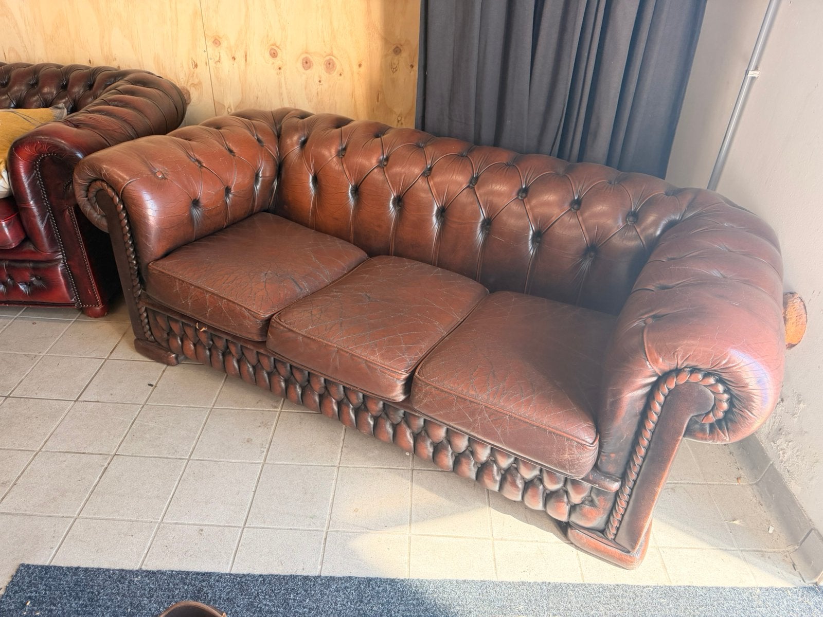 Chesterfield bank 180cm, Huis en Inrichting, Ophalen, Gebruikt, 150 tot 200 cm, Tweepersoons